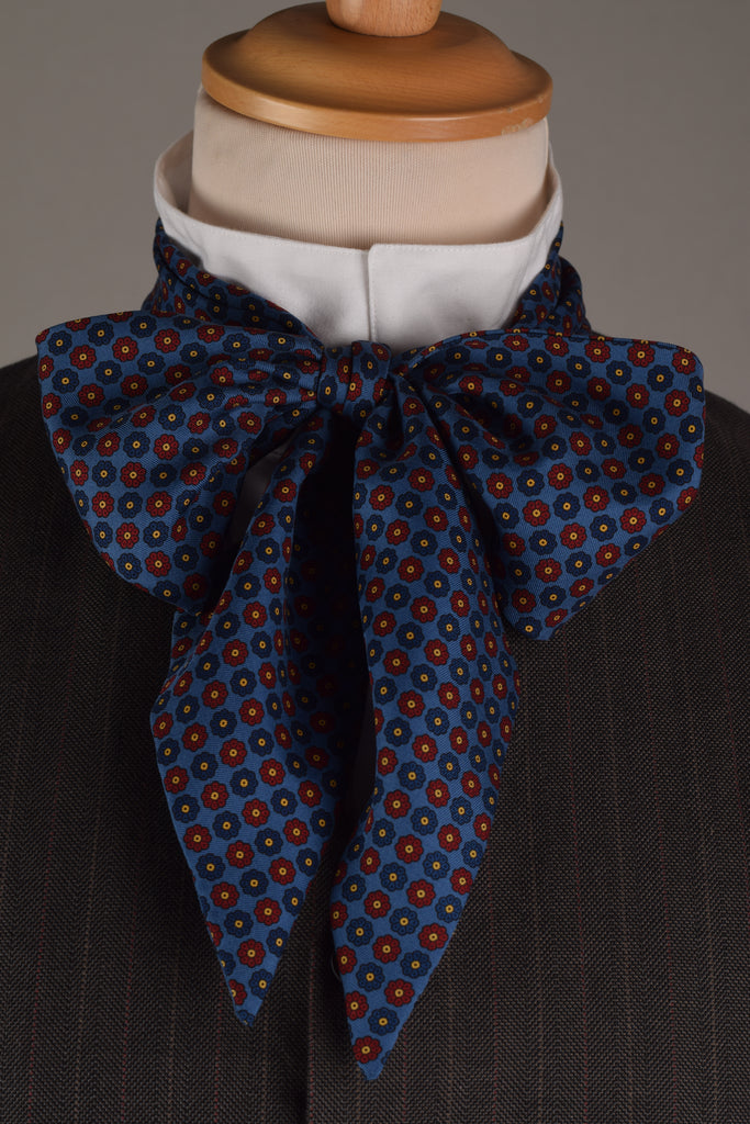 Printed Victorian Silk Bow Tie (CR562) - Blue Floral